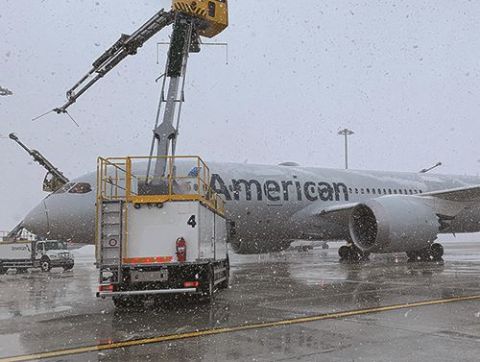 O’Hare Moves Aircraft Deicing From Gates to High-Tech Centralized Facility