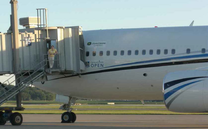 Quad City Int'l Updates Boarding Bridges