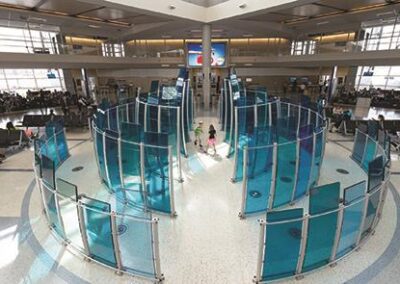 Dallas Fort Worth International Airport (DFW)