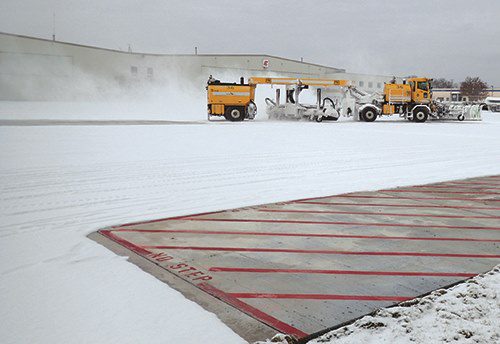 Test Slabs at Des Moines Int'l Bode Well for Electrically Heated Airside Pavement