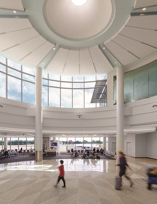 Minneapolis-St Paul Int'l Expands and Transforms Concourse