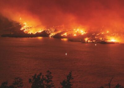 Historic Wildfires Prompt Kelowna Int’l to Move Commercial Flights From Day to Night