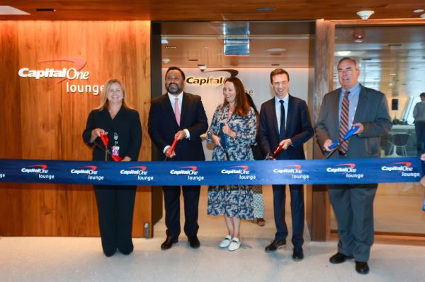 Airports Authority Welcomes Capital One Lounge to Dulles International Airport