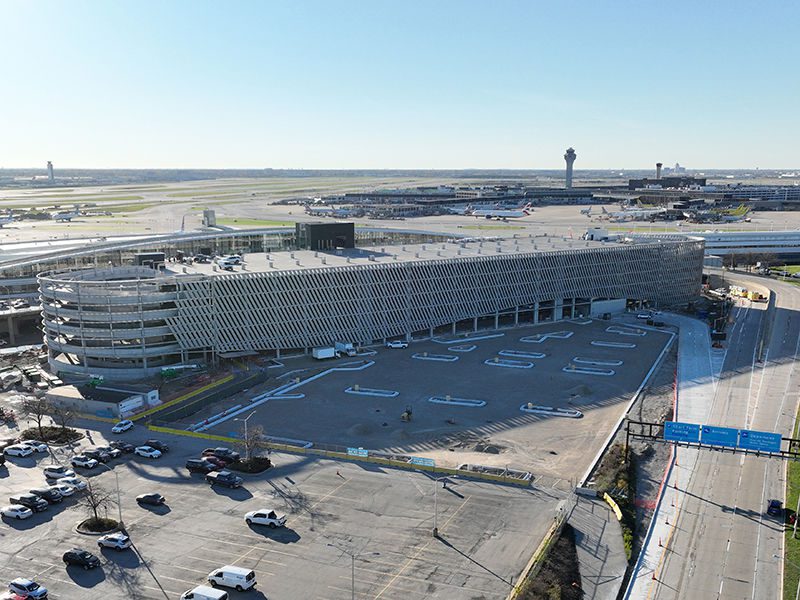 Form and Function Featured in New Parking Garage at O’Hare Int’l