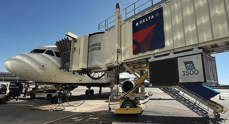 Detroit Metro Begins Implementing Electric Ground Support Equipment