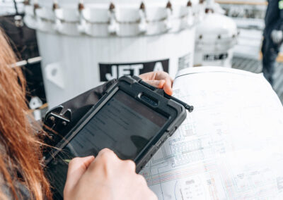 Canadian Fueling and Deicing Consortia Make the Switch from Hard Copies to Software
